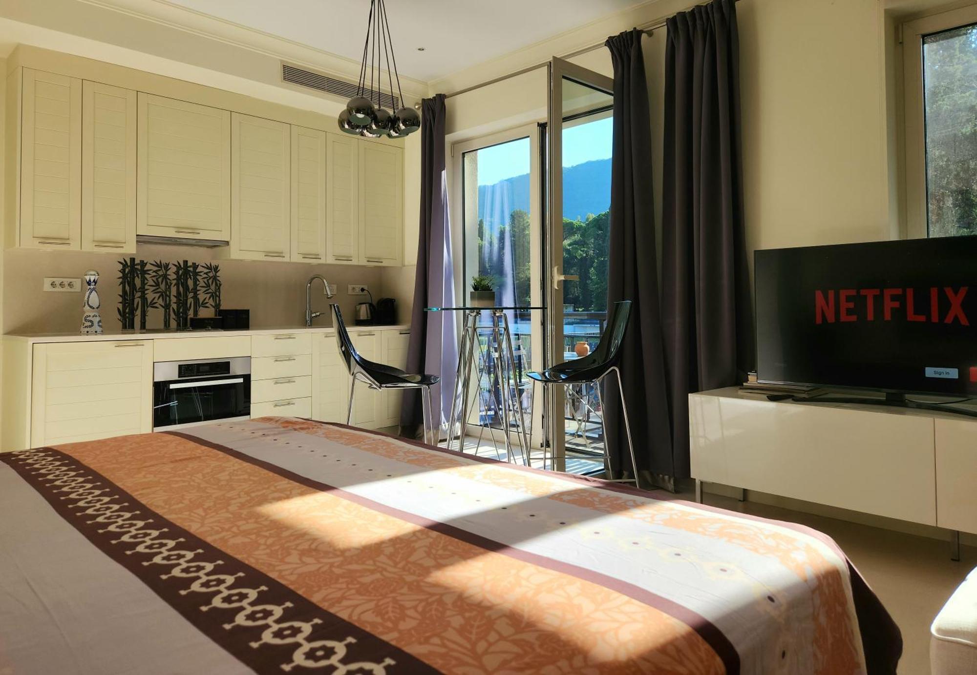 Porto Montenegro Luxury Studio Zeta Tivat Exterior photo