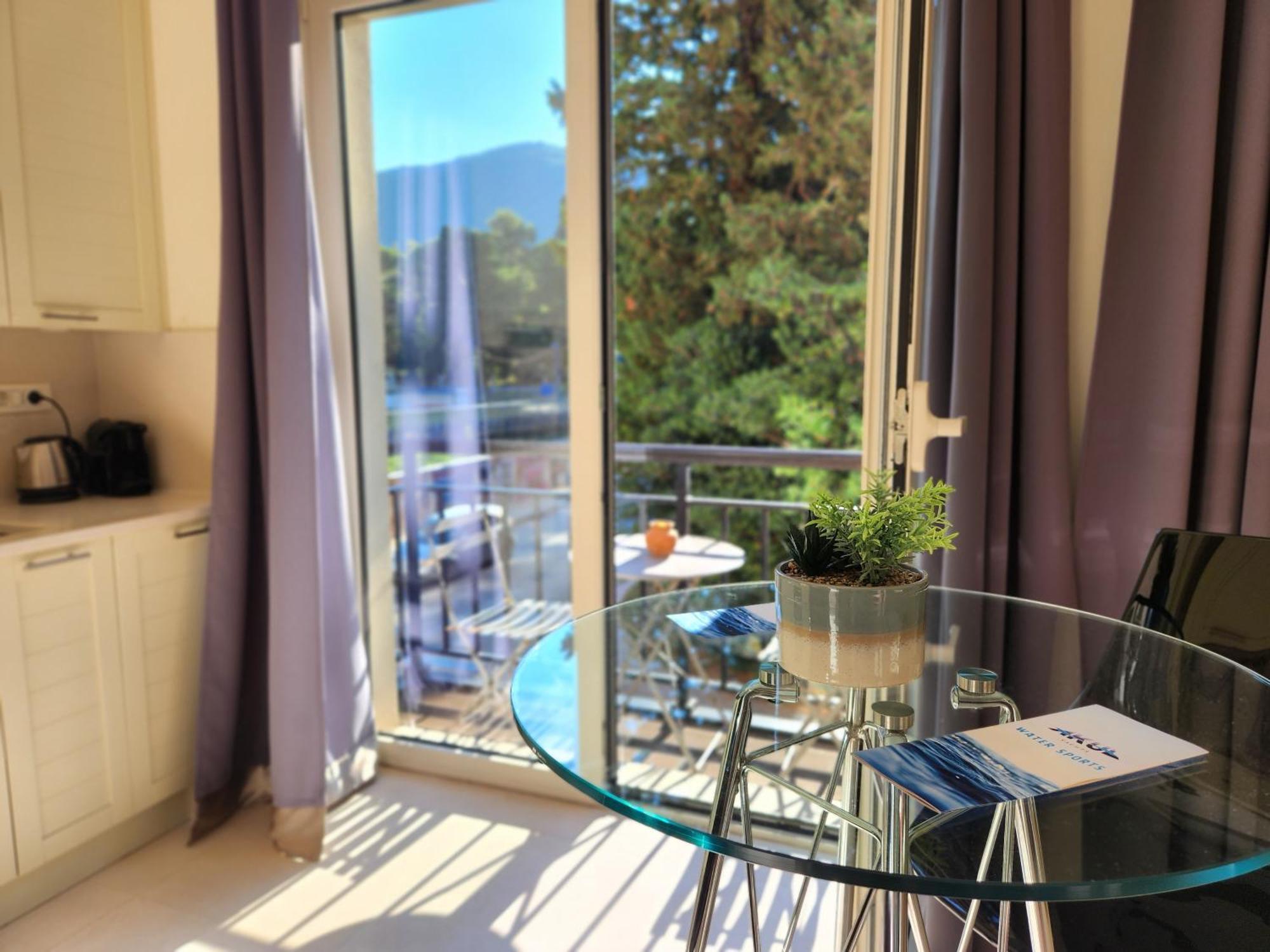 Porto Montenegro Luxury Studio Zeta Tivat Exterior photo